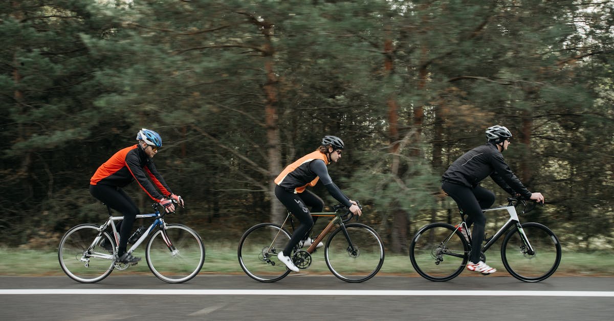 entrena para el ciclismo de ruta con nuestros consejos y planes de entrenamiento. mejora tu resistencia, velocidad y rendimiento en cada salida. ¡descubre cómo alcanzar tus metas en el ciclismo!