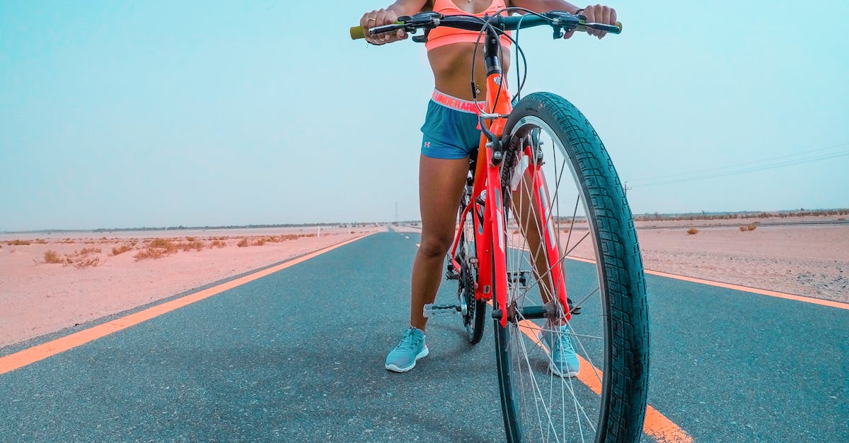 mejora tu rendimiento en el ciclismo de carretera con entrenamientos efectivos. descubre consejos, rutinas y técnicas para alcanzar tus metas y disfrutar de cada paseo.