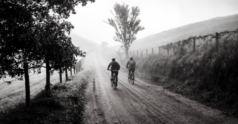 descubre el emocionante mundo del ciclismo: consejos, rutas, y novedades para disfrutar al máximo de este deporte al aire libre. ¡pedalea hacia nuevas aventuras!