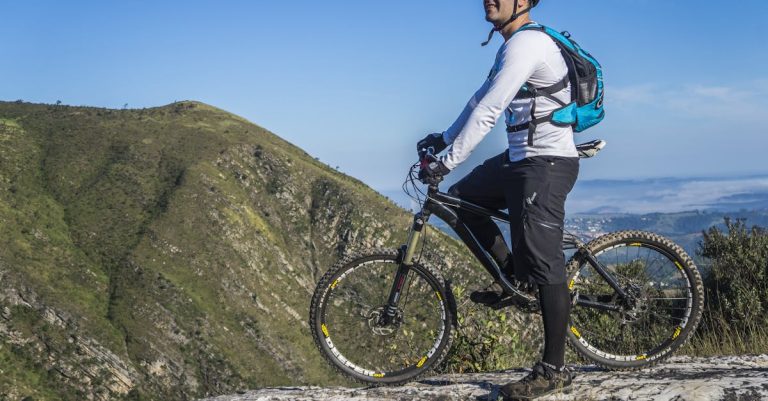 descubre la emoción del ciclismo: rutas impresionantes, consejos útiles y todo lo que necesitas saber para disfrutar al máximo de esta apasionante actividad al aire libre.