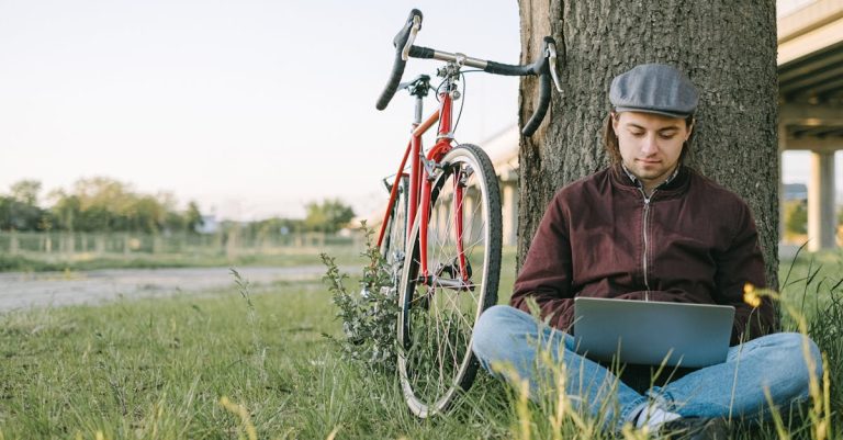 descubre la mejor selección de bicicletas para todos los estilos y necesidades. encuentra la bici perfecta para tus aventuras sobre dos ruedas, ya sea para ciclismo urbano, montaña o carretera. ¡explora nuestra variedad y elige la que más te inspire!