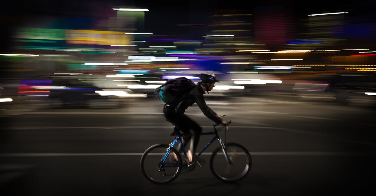 descubre las mejores luces para bicicletas que garantizan tu seguridad y visibilidad en la carretera. ilumina tus paseos nocturnos y pedalea con confianza, eligiendo entre una amplia variedad de modelos y estilos.