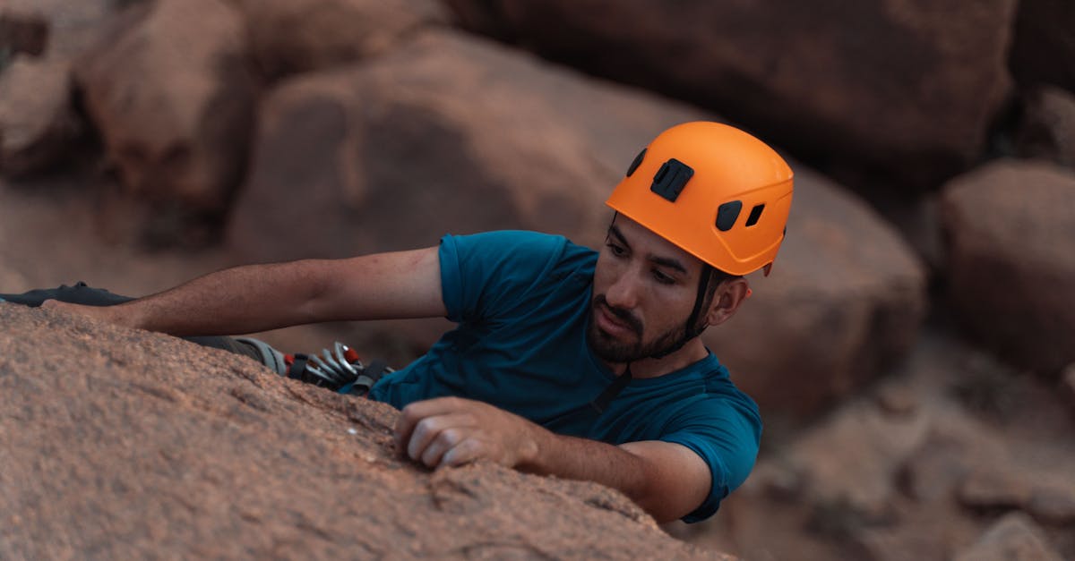 découvrez les meilleures techniques d'escalade pour améliorer votre performance et votre sécurité en montagne. apprenez des conseils d'experts pour maîtriser chaque ascension, que vous soyez débutant ou grimpeur expérimenté.