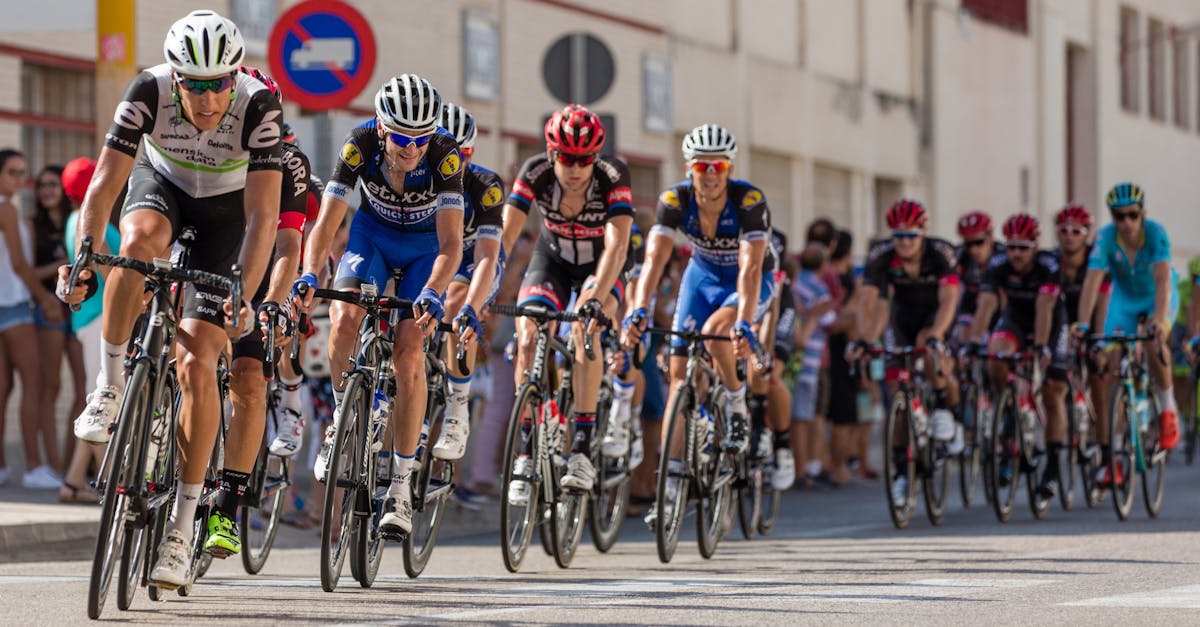 descubre el emocionante mundo del ciclismo: consejos, rutas, y técnicas para disfrutar al máximo de tus paseos en bicicleta. únete a la comunidad ciclista y mejora tu experiencia sobre dos ruedas.