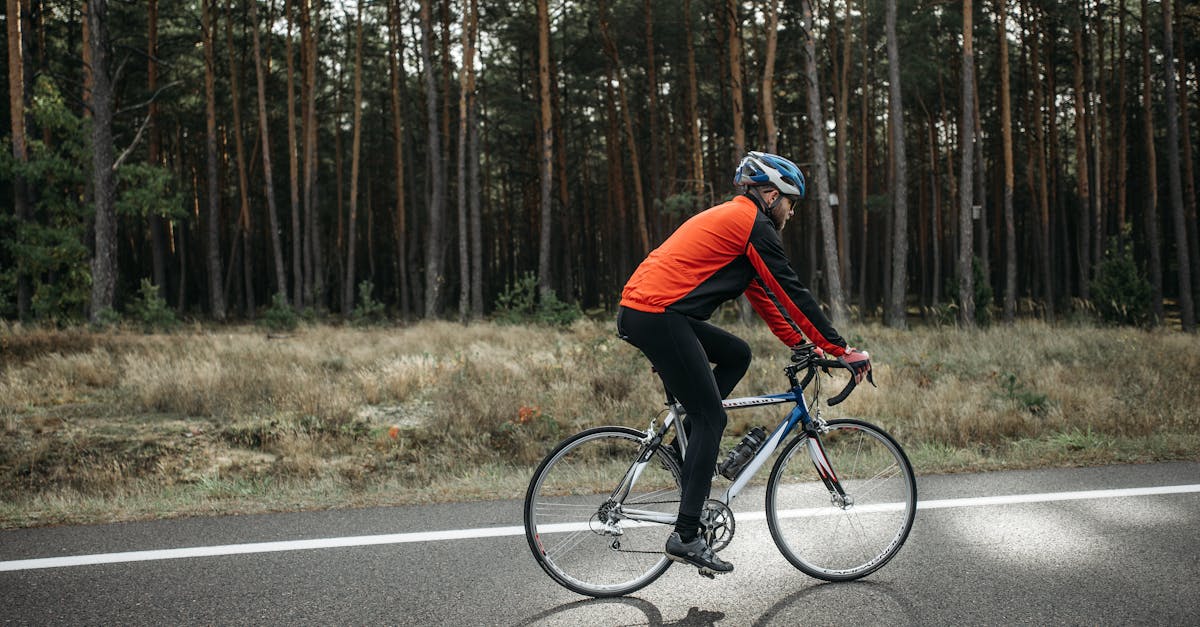 descubre cómo mejorar tu rendimiento en ciclismo con consejos expertos, entrenamientos efectivos y estrategias nutricionales. optimiza tu potencial sobre la bicicleta y alcanza nuevas metas en tus rutas.