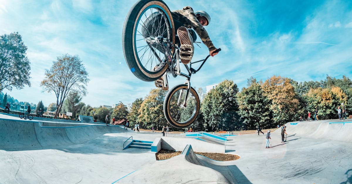 mejora tu velocidad en ciclismo con nuestros consejos y técnicas efectivas. descubre cómo optimizar tu entrenamiento, ajustar tu bicicleta y aumentar tu rendimiento en cada salida.