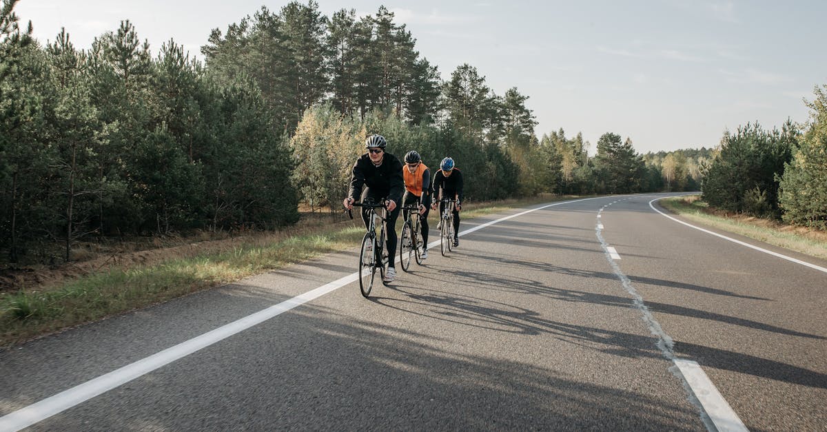 descubre los métodos de entrenamiento en ciclismo que te ayudarán a mejorar tu rendimiento. desde técnicas de resistencia hasta entrenamientos específicos, aprende cómo optimizar tus sesiones para alcanzar tus objetivos en la carretera.