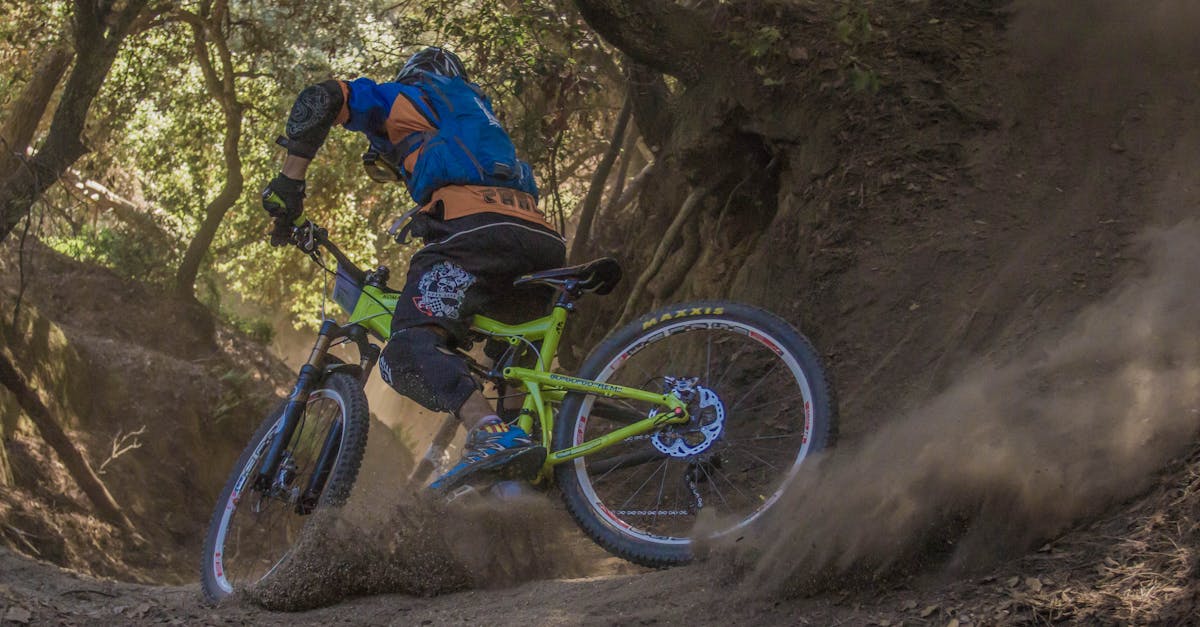 descubre la emoción del mountain biking: explora senderos desafiantes, disfruta de vistas impresionantes y experimenta la adrenalina de descender montañas. ¡adéntrate en la aventura sobre dos ruedas!