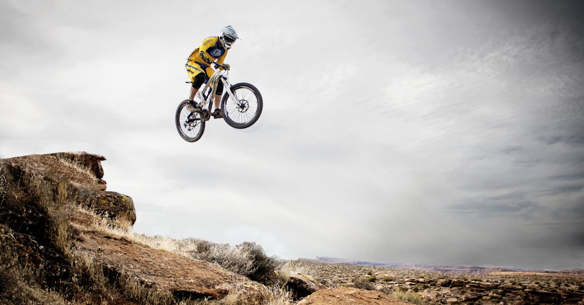 descubre la emoción del mountain biking: rutas impresionantes, adrenalina y conexión con la naturaleza. perfecto para principiantes y expertos en busca de aventuras sobre dos ruedas.