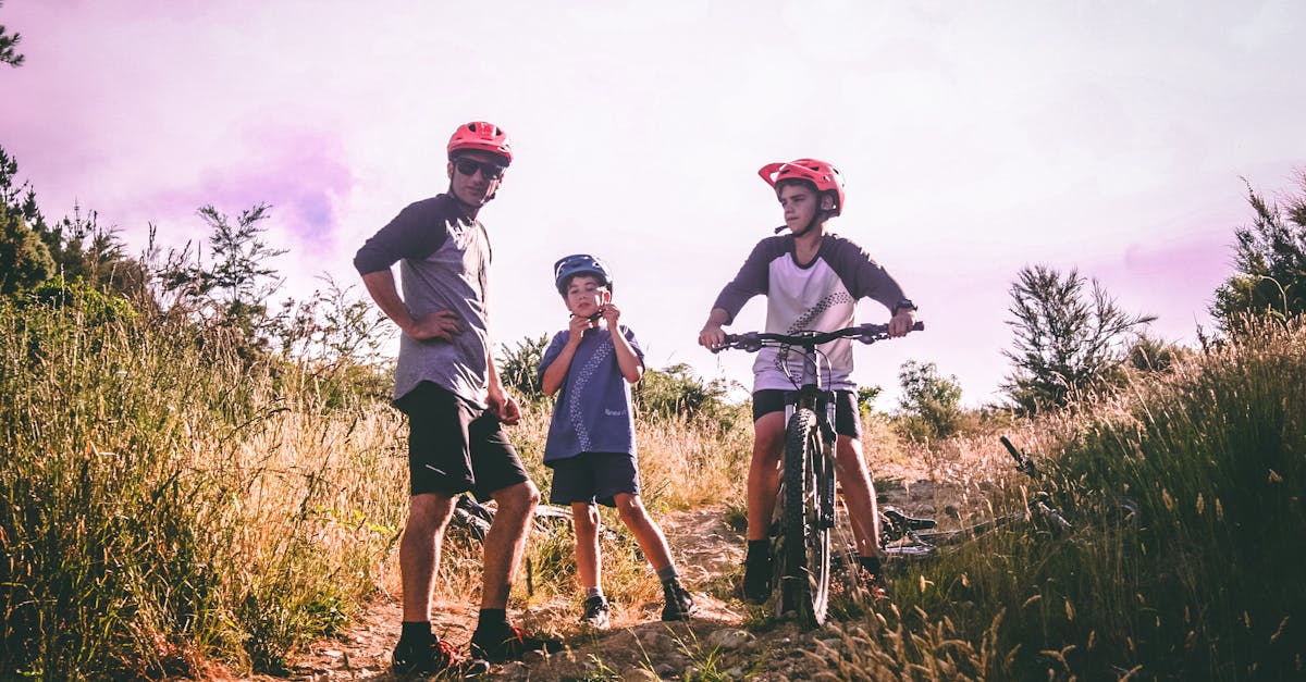 descubre la emoción del ciclismo de montaña y explora senderos impresionantes. perfecto para aventureros y amantes de la naturaleza, el mountain biking ofrece adrenalina, vistas espectaculares y una conexión única con el entorno.